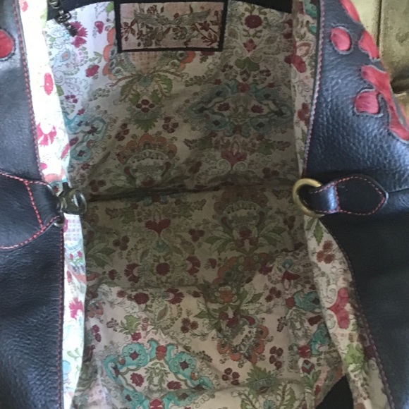 Handbag - Picture 6 of 8